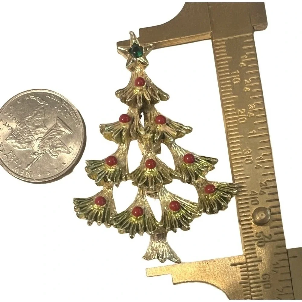 Vintage Gerrys Christmas Tree Brooch Pin Green Rhinestone Star Red Beads‎